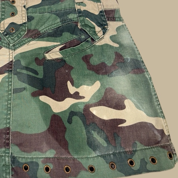 Y2K Camo Micro Mini Skirt Metal Hardware D-Ring Cyber Grunge Mall Goth XL - Picture 6 of 9